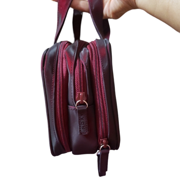 Avon Cosmetic Makeup Bag Travel Case Multi-Compartment Maroon Zipper Closures - Picture 4 of 14